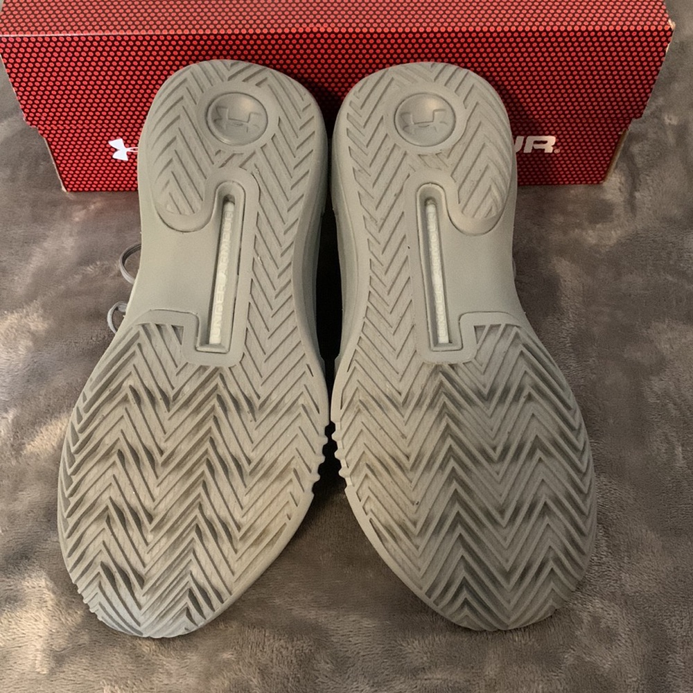UA Block City 2.0 Volleyball Shoes - Picture 3 of 4